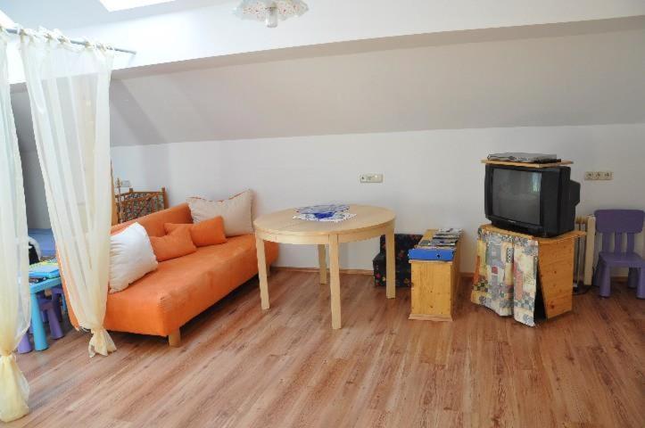 Haus Schober Apartamento Windischgarsten Exterior foto